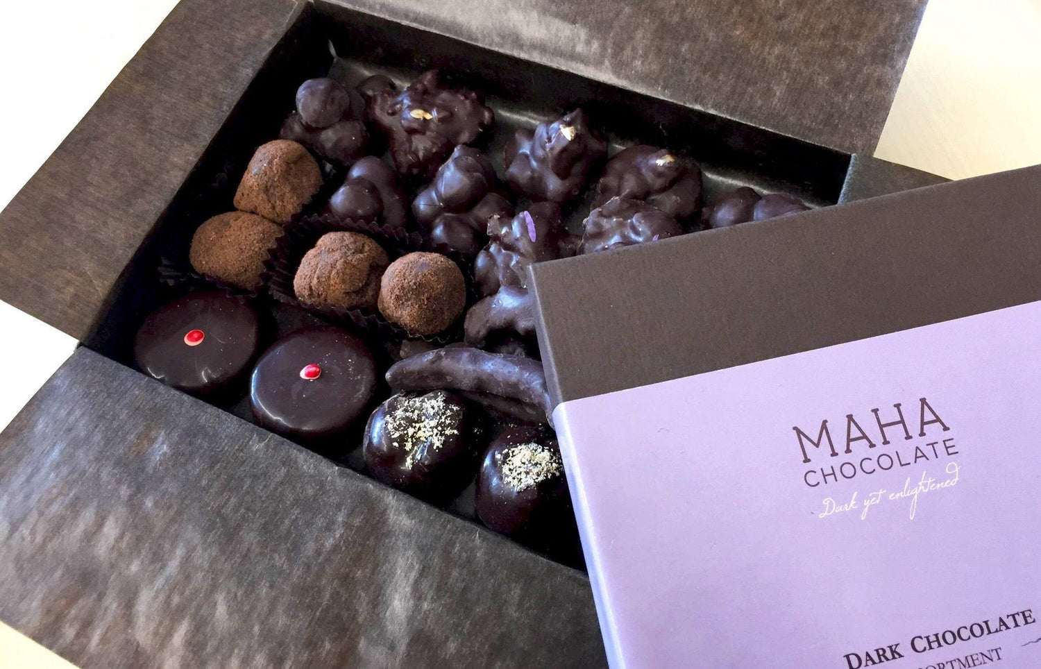 Special chocolate  Assortment Box - mahachocolate