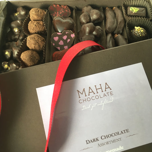 Valentine Chocolate Assortment Box - Mahachocolate